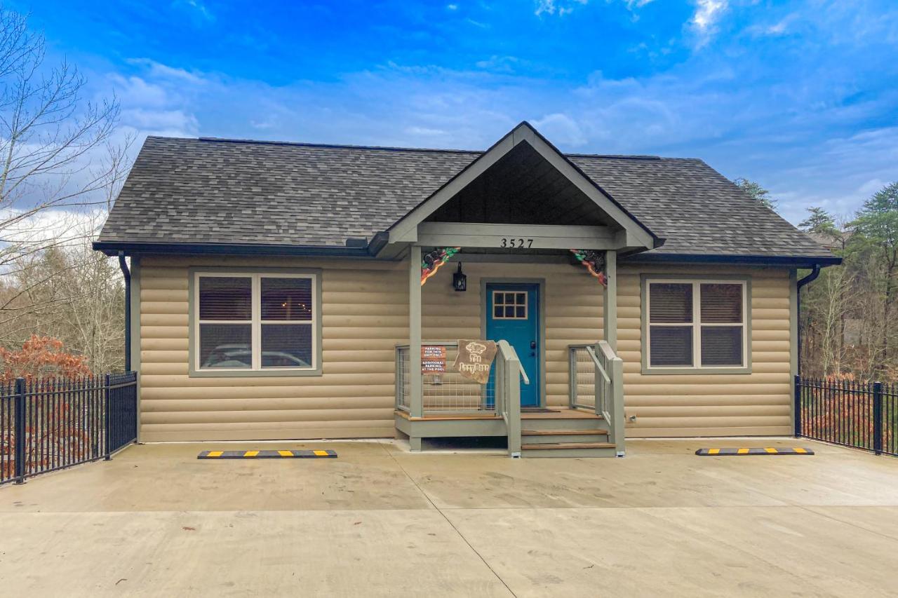 The Lazy Bear Villa Pigeon Forge Esterno foto